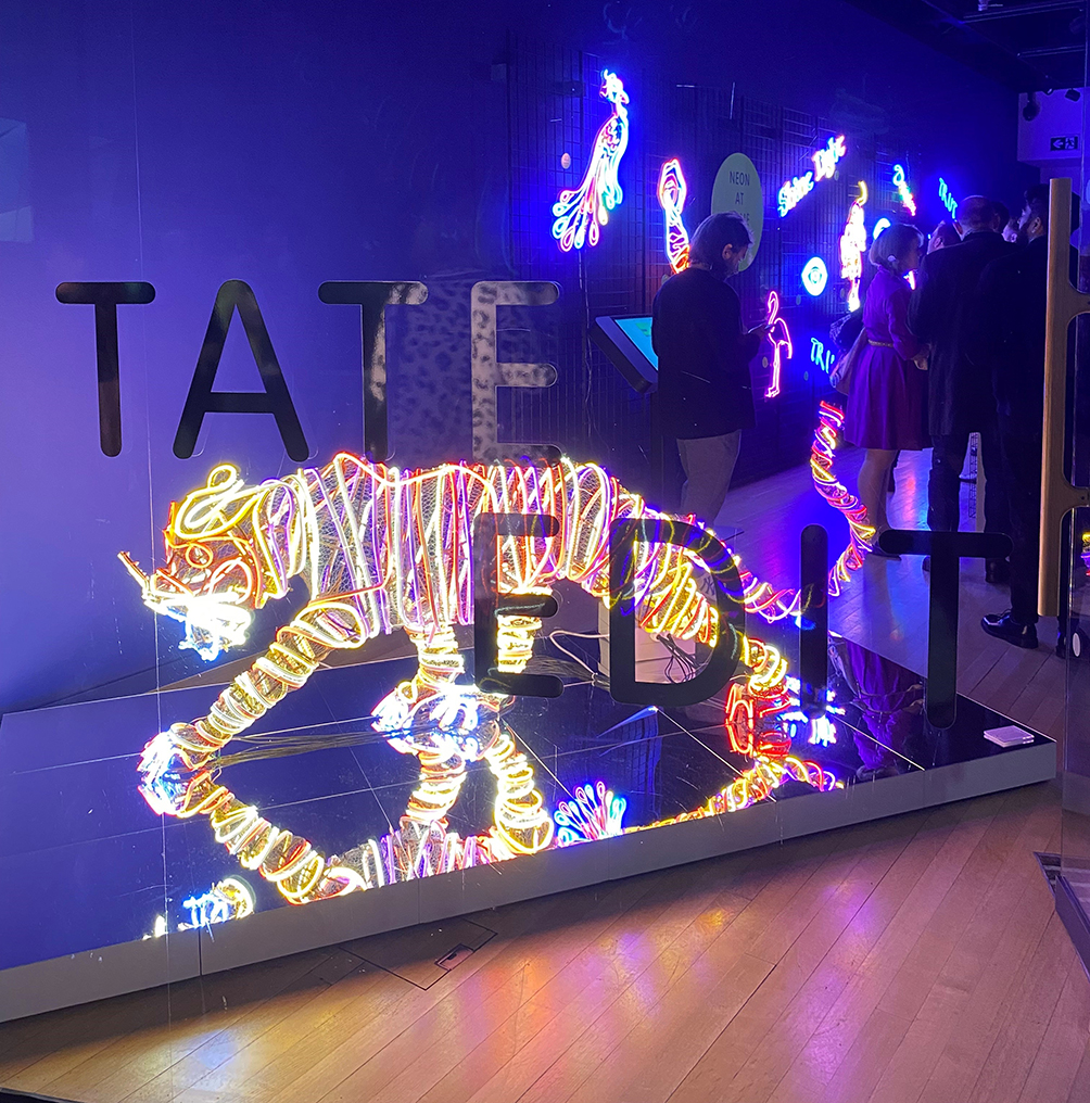 Tiger neon display